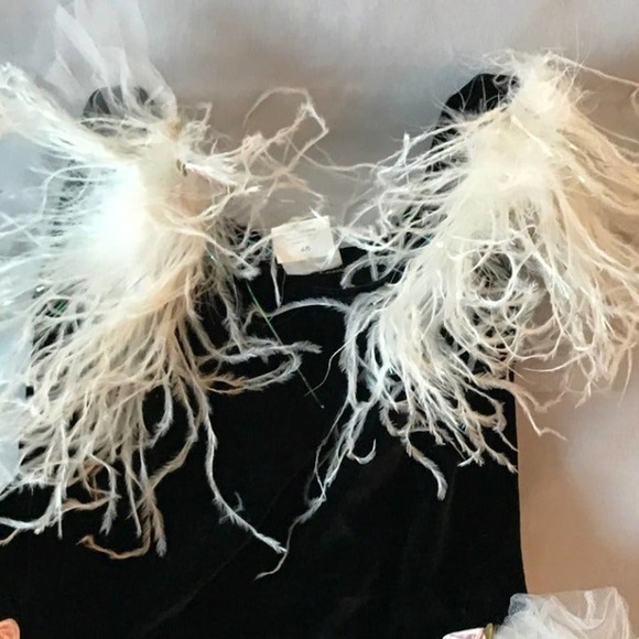 Girl's Frilly Skirt/Bottom - Picture 2 of 5